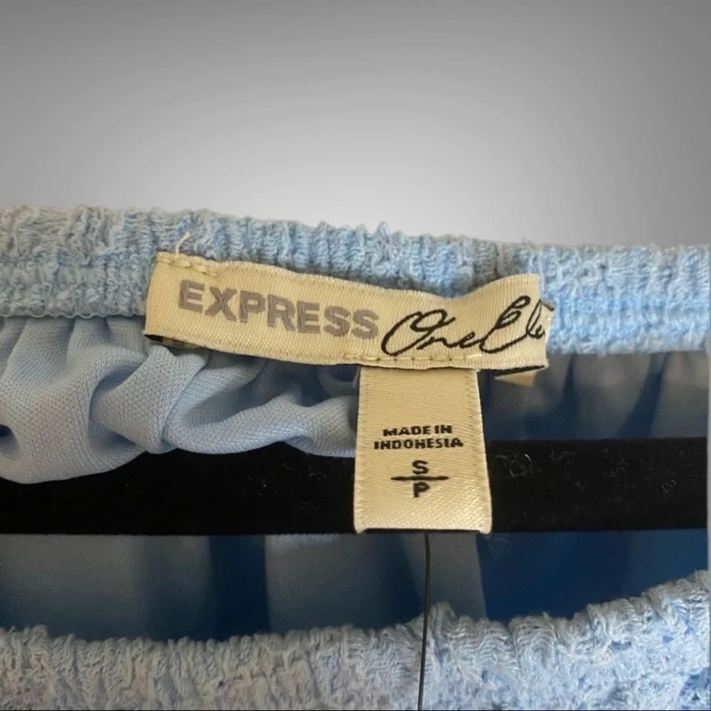 Express Top - Picture 5 of 7